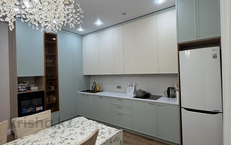 3-комнатная квартира · 100 м² · 4/12 этаж, айтматова 57 за 72 млн ₸ в Астане, Есильский р-н — фото 33