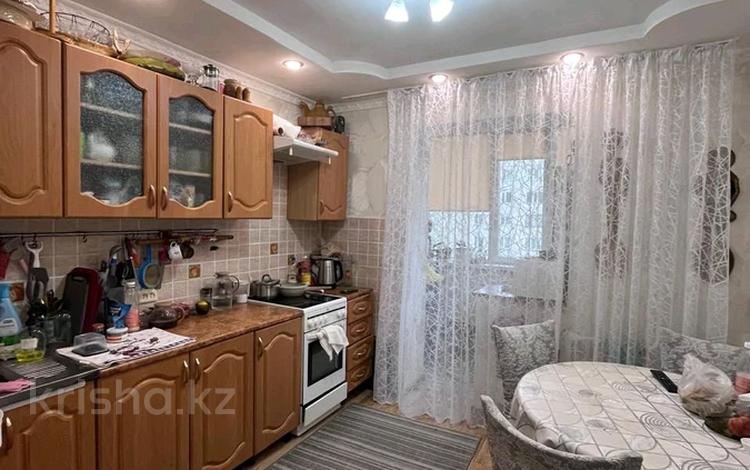 3-комнатная квартира · 70.1 м² · 7/12 этаж, Естая 91 за 25.8 млн ₸ в Павлодаре — фото 2