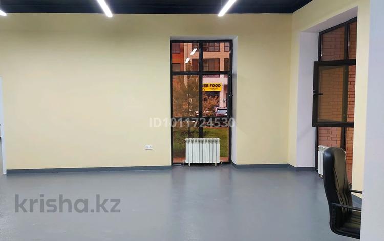 Свободное назначение · 35 м² за 360 000 ₸ в Астане, Есильский р-н — фото 2