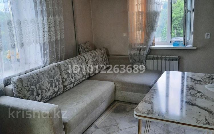 3-бөлмелі пәтер · 60 м² · 4/4 қабат, Айбергенова 8, бағасы: 29 млн ₸ в Шымкенте, Аль-Фарабийский р-н — фото 2
