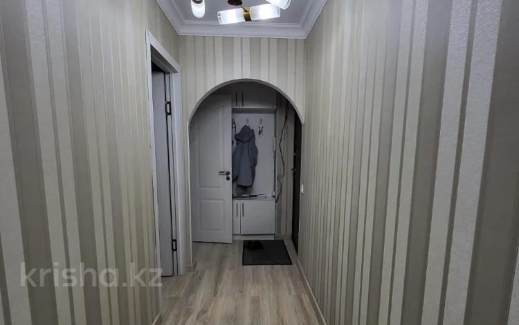 2-комнатная квартира, 45 м², 1/4 этаж, мкр №10 за 26.8 млн 〒 в Алматы, Ауэзовский р-н — фото 3