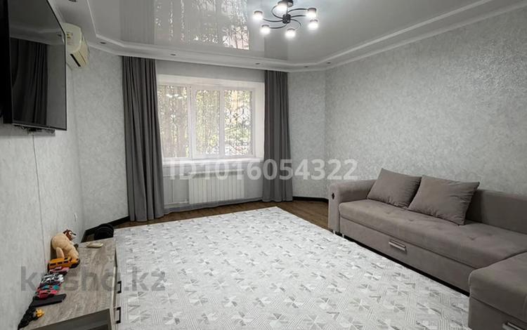 2-бөлмелі пәтер · 76 м² · 1/5 қабат, Алтын орда ш/а., Мангилек ел, бағасы: 28.7 млн ₸ в Актобе, мкр. Алтын орда — фото 2