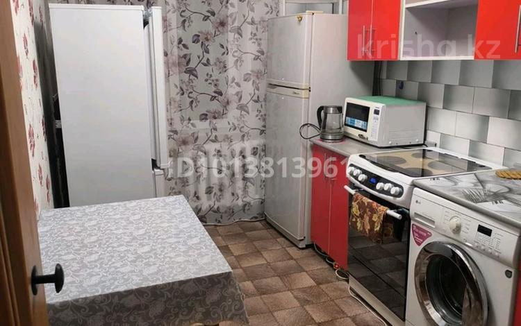 2-комнатная квартира · 50 м² · 5/9 этаж, 5 микрорайон 10 за 250 000 ₸ в Риддере — фото 2