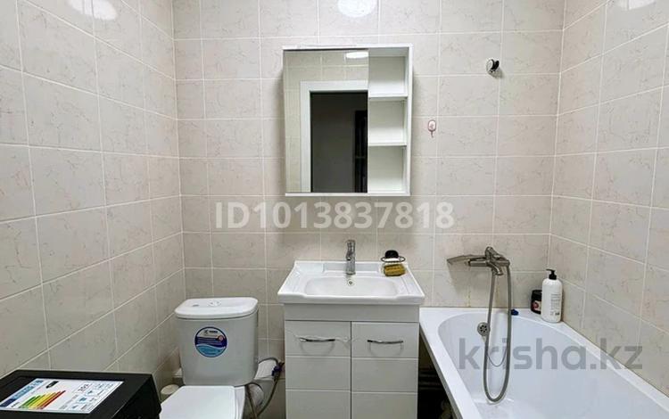 1-комнатная квартира · 40.6 м² · 4/5 этаж, мкр. Алтын орда 16А за 15.5 млн ₸ в Актобе — фото 2