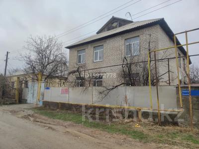 Отдельный дом · 7 комнат · 300 м² · 9 сот., Баянтау 10 за 55 млн ₸ в Шымкенте, Каратауский р-н