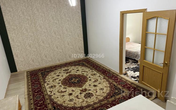 2-бөлмелі пәтер · 45 м², мкр Атырау, Шманова — 31 школа, бағасы: 100 000 ₸ — фото 2
