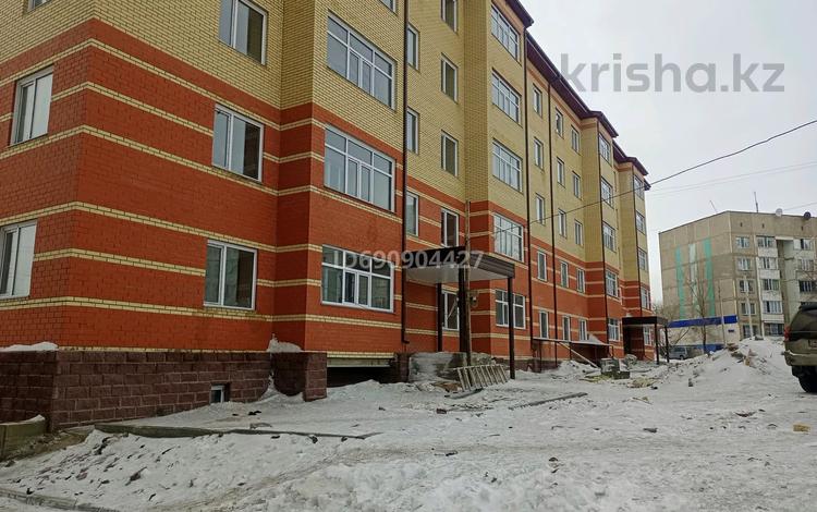 2-комнатная квартира, 67 м², 2/5 этаж, Абая 15 за 16 млн 〒 в Темиртау — фото 2