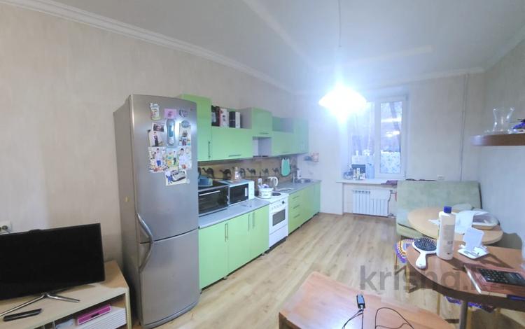 3-бөлмелі пәтер · 58 м² · 1/3 қабат, Менделеева 1 — ДКМ, бағасы: 14.5 млн ₸ в Усть-Каменогорске — фото 5