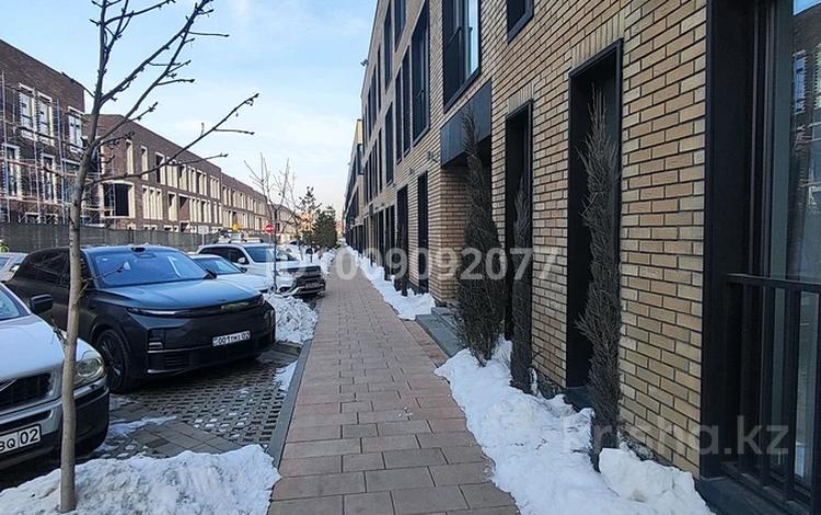 Офисы · 120 м² за 1.7 млн ₸ в Алматы, Медеуский р-н — фото 2