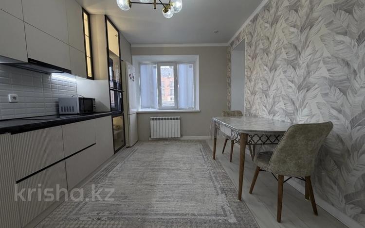 2-бөлмелі пәтер · 71 м² · 3/9 қабат, Алтын орда ш/а., бағасы: 29 млн ₸ в Актобе, мкр. Алтын орда — фото 14