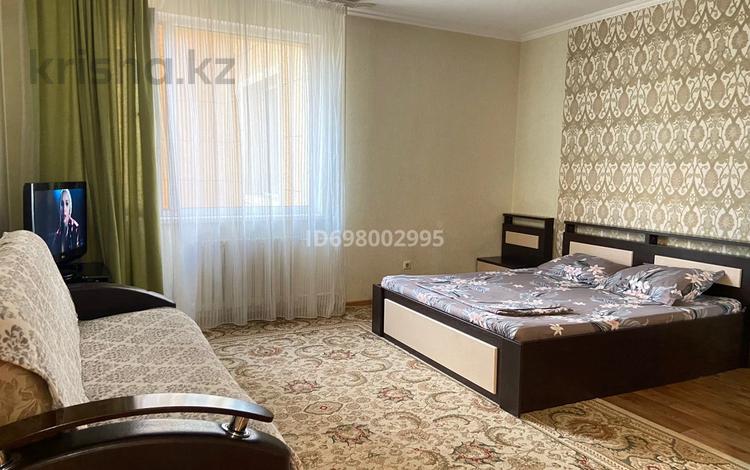 1-бөлмелі пәтер · 45 м² · 9/12 қабат, Сауран 3/1 — Кардиохирургия , нейрохирургия, республиканский диагностический центр, бағасы: 13 000 ₸ в Астане, Есильский р-н — фото 2