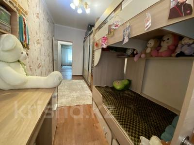 3-комнатная квартира · 62 м² · 5/5 этаж, мкр Центральный, Сатпаева 14 за 19.5 млн 〒 в Атырау