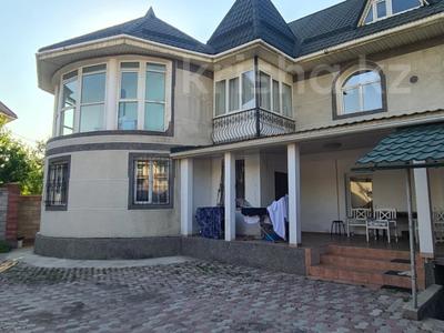 Продажа домов и дачи в Алматы: Отдельный дом · 5 комнат · 295 м² · 4.5 сот., мкр Калкаман-2, Шаляпина за 115 млн 〒 Отдельный дом · 5 комнат · 295 м² · 4.5 сот., мкр Калкаман-2, Шаляпина за 115 млн 〒 в Алматы, Наурызбайский р-н