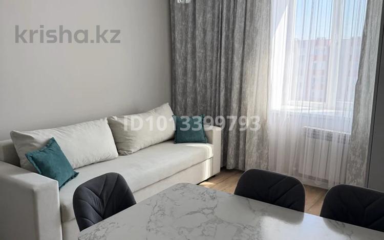 2-комнатная квартира · 37 м² · 12/12 этаж, Нажмиденова 15 — Улы Дала за 27.4 млн ₸ в Астане, Сарайшык р-н — фото 2