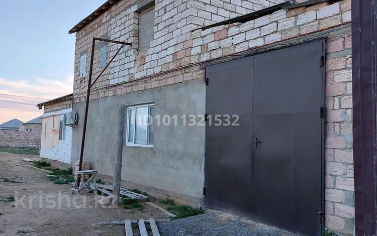 Отдельный дом · 3 комнаты · 144 м² · 10 сот., Шерқала 8 84 — Магазин Болашак за 17.5 млн 〒 в Батыре — фото 2