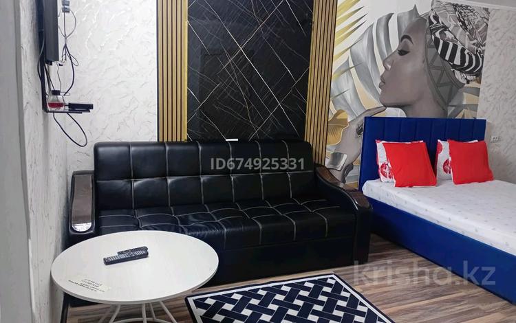 1-комнатная квартира · 30 м² · 1/5 этаж, Бектурганова, Свободна вечером 30 — Есенова за 8 000 〒 в  — фото 33