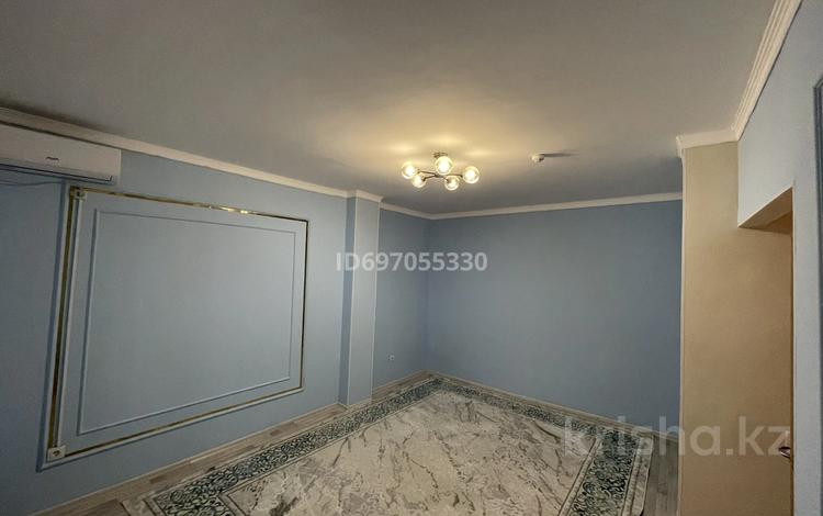2-комнатная квартира · 60 м² · 8/12 этаж, 11 25/3 — Арзан магазин жанында за 125 000 ₸ в Туркестане — фото 2