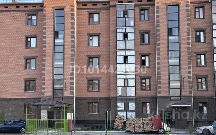3-комнатная квартира · 67 м² · 5/5 этаж, Левый берег 40 — Стадион за 17 млн ₸ в  — фото 2