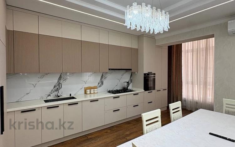 4-бөлмелі пәтер · 130 м² · 2/7 қабат, 20-й мкр, мкрн 20 6, бағасы: 51.9 млн ₸ в Актау — фото 2