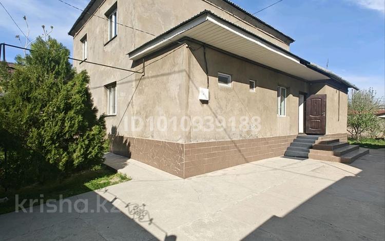 Отдельный дом · 6 комнат · 277 м² · 7.4 сот., мкр Наурыз 83 — В 20 метрах от улицы байтурсынова за 75.5 млн ₸ в Шымкенте, Туран р-н — фото 2