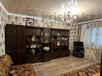 Продажа квартир в Жамбылской обл.: 3-комнатная квартира · 65 м² · 2/5 этаж, 8мкр Алатау 13 — за супермаркетом Фиркан за 21.5 млн 〒 3-комнатная квартира · 65 м² · 2/5 этаж, 8мкр Алатау 13 — за супермаркетом Фиркан за 21.5 млн 〒 в Таразе
