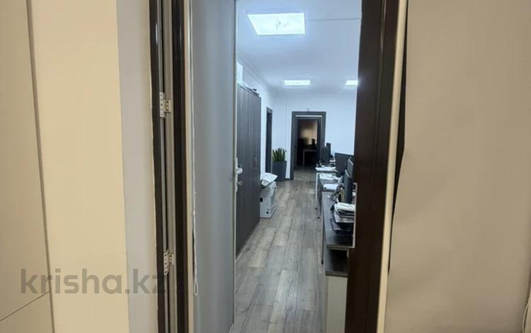 5-комнатная квартира · 158.5 м² · 1/9 этаж, Аскарова Асанбая 21 — Садыкова за 96 млн ₸ в Алматы, Наурызбайский р-н — фото 2