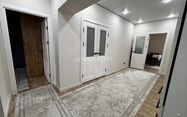3-бөлмелі пәтер · 75 м² · 3/5 қабат, Мкр Астана 2 д.9 94 — Мкр. Астана 2 дом 9, бағасы: 32.5 млн ₸ в  — фото 2