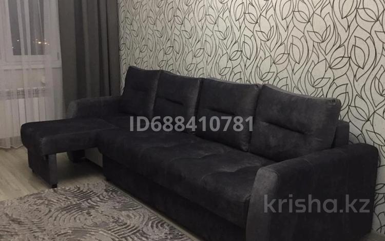 1-комнатная квартира · 43 м² · 11/15 этаж, Бараева 18/1 за 220 000 ₸ в Астане, р-н Байконур — фото 2