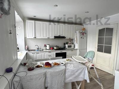 4-комнатная квартира · 63 м² · 5/5 этаж, Назарбаева 8/2 за 17.9 млн ₸ в Павлодаре
