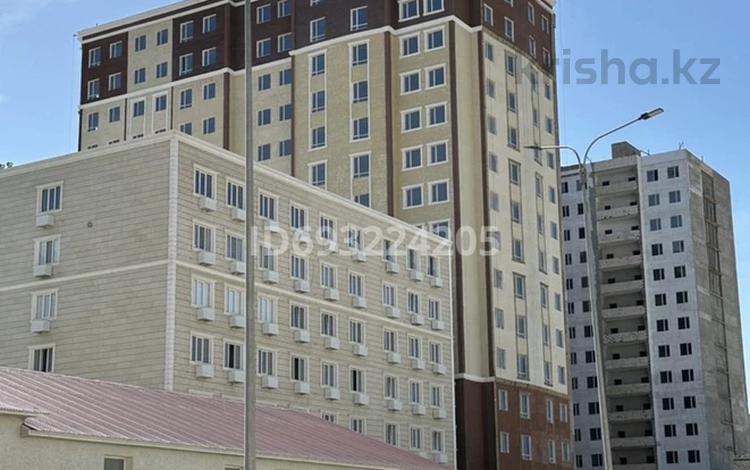 2-комнатная квартира, 83 м², 14/15 этаж, 17-й мкр 88 за 18 млн 〒 в Актау, 17-й мкр — фото 2