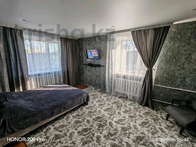 1-комнатная квартира · 35 м² · 5/5 этаж, Уранхаева 20/22 — Район мед. Академии за 15 000 ₸ в Семее