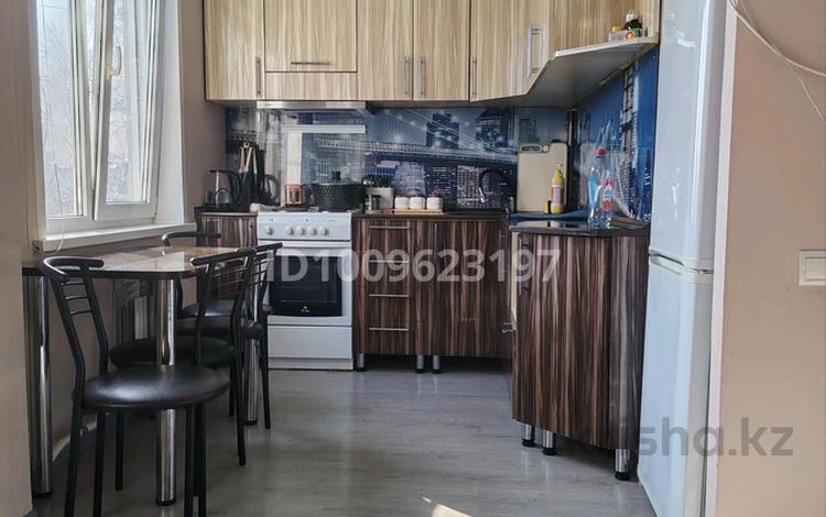 2-бөлмелі пәтер · 50.3 м² · 5/5 қабат, Космическая 16, бағасы: 19 млн ₸ в Усть-Каменогорске, Ульбинский — фото 2