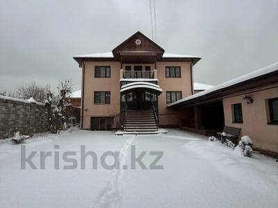 Жеке үй · 6 бөлме · 400 м² · ай сайын, мкр Таугуль-3, БЕКЗАТ САТАРХАНОВА 53 — ЖАНДОСОВА/ЦЕНТРАЛЬНАЯ, бағасы: 1.5 млн 〒 в Алматы, Ауэзовский р-н