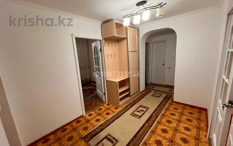 4-комнатная квартира · 76 м² · 4/5 этаж, мкр Центральный, Сырым Датова 14 — На против ТД Caspian за 220 000 ₸ в Атырау — фото 2