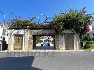 1-комнатная квартира · 78 м² · 1/15 этаж, Kibris town 11 — Алсанжак за ~ 96.4 млн 〒 в Гирне