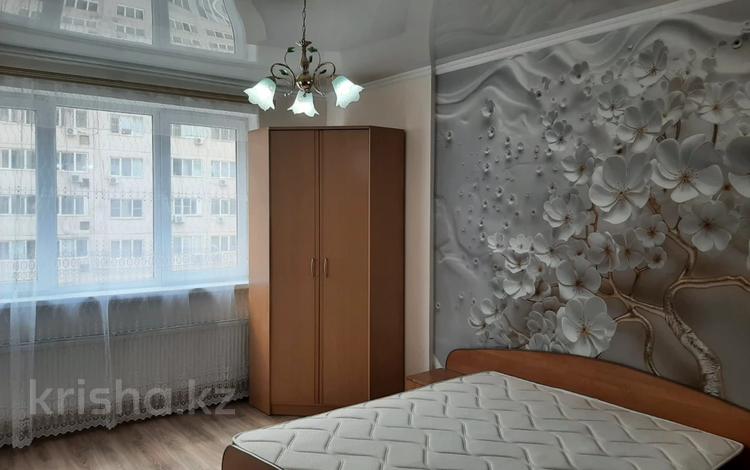 2-комнатная квартира · 71 м² · 10/18 этаж, Брусиловского за 41.1 млн 〒 в Алматы, Алмалинский р-н — фото 2