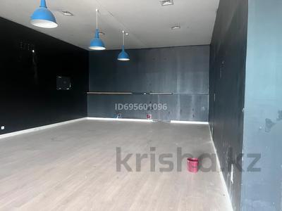 Дүкендер мен бутиктер · 250 м², бағасы: ~ 1.8 млн ₸ в Шымкенте, Аль-Фарабийский р-н