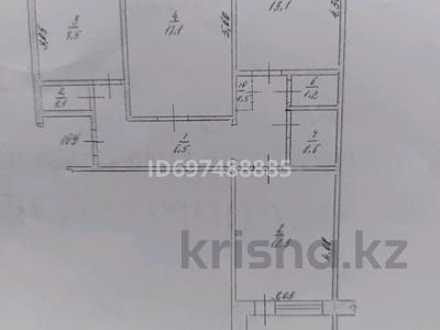 3-комнатная квартира, 65 м², 1/9 этаж, мкр Строитель 34 за 22.5 млн 〒 в Уральске, мкр Строитель