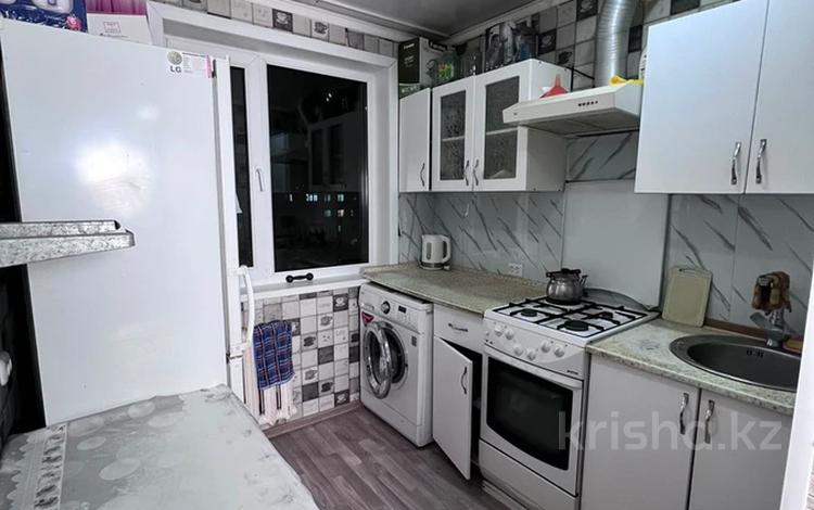 3-комнатная квартира · 61.7 м² · 5/5 этаж, Абая за 9.5 млн ₸ в Темиртау — фото 2