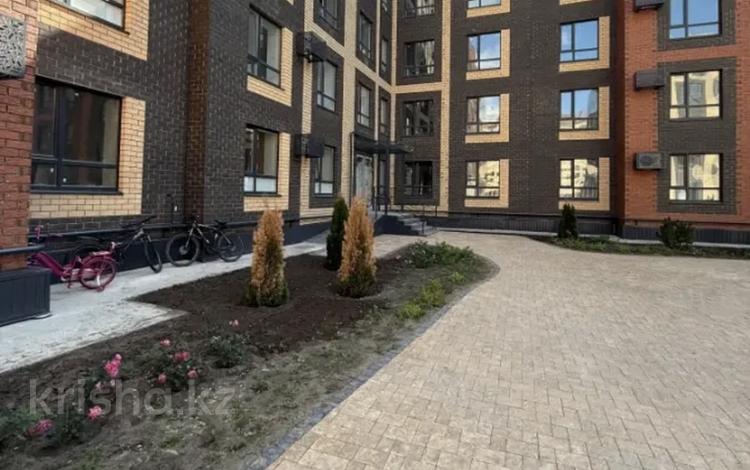 1-бөлмелі пәтер · 37 м² · 3/5 қабат, Алтын орда ш/а. 339а, бағасы: 15 млн ₸ в Актобе, мкр. Алтын орда — фото 2