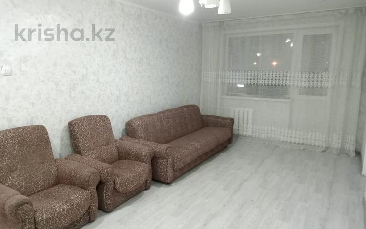 4-комнатная квартира, 61 м², 3/3 этаж, Назарбаева за 21.4 млн 〒 в Петропавловске — фото 2