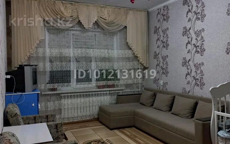 2-комнатная квартира · 49 м² · 3/5 этаж, мкр Алатау 34 — улица Братская и Клары Цеткина за 14.5 млн ₸ в Таразе — фото 2