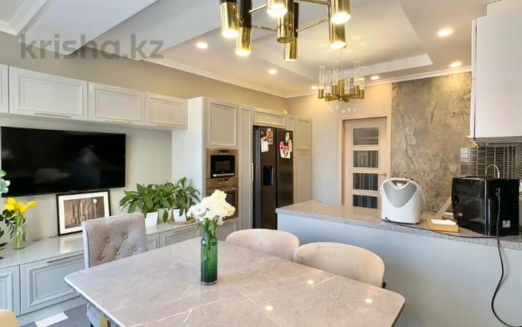 4-комнатная квартира · 180 м² · 9/13 этаж, Ходжанова 77, 81 — Ергожина за 149 млн ₸ в Алматы, Бостандыкский р-н — фото 6