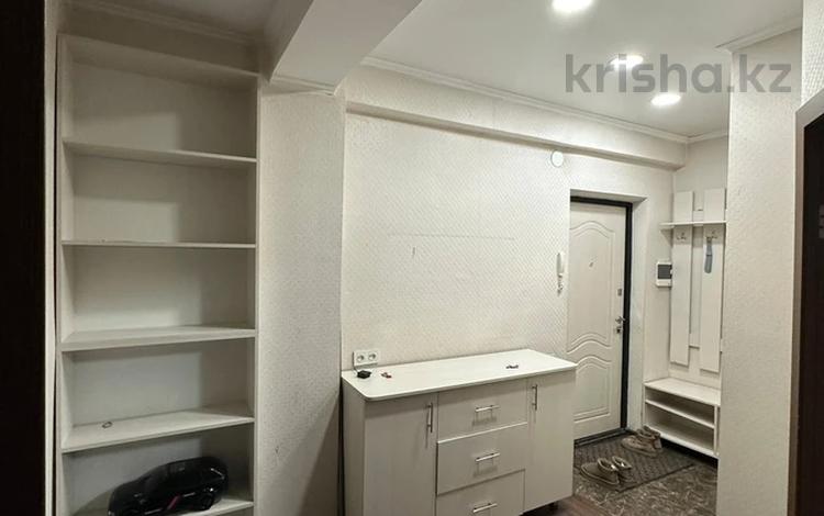 1-бөлмелі пәтер · 45 м² · 10/10 қабат, Жунисова 4/1-18, бағасы: 25.5 млн ₸ в Алматы, Наурызбайский р-н — фото 2