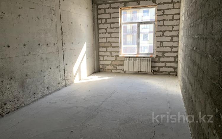 4-комнатная квартира, 135 м², 10/12 этаж, 17-й мкр 55 за 39 млн 〒 в Актау, 17-й мкр — фото 3