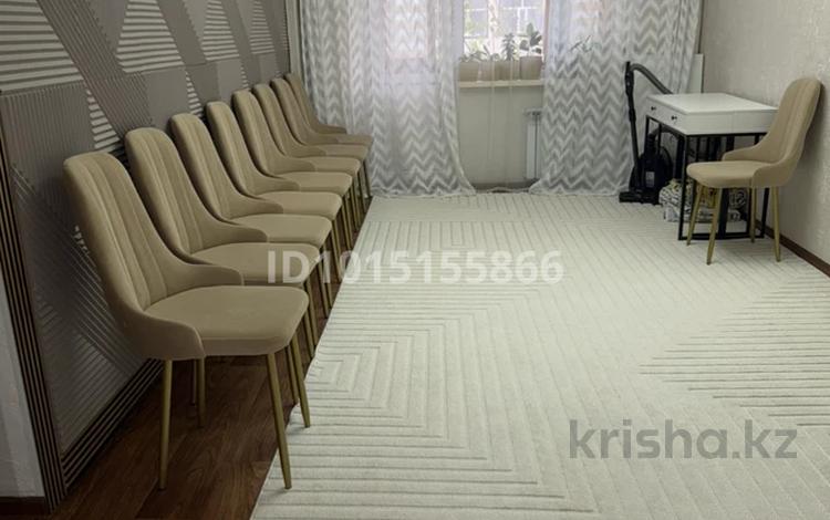 5-комнатная квартира · 89.2 м² · 3/5 этаж, Алашахан — Дом сзади Черной Маски за 35 млн ₸ в Жезказгане — фото 2