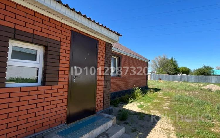 Отдельный дом · 4 комнаты · 120 м² · 848 сот., Актюбсельмаш-6 — Гастелло за 25 млн ₸ в Актобе — фото 2