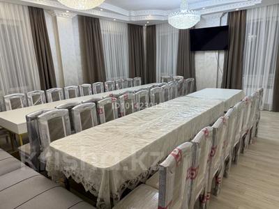 Дом · 10 комнат · 500 м², мкр Самал, Береговая 6а — Достык/Жолдасбекова за 150 000 ₸ в Алматы, Медеуский р-н