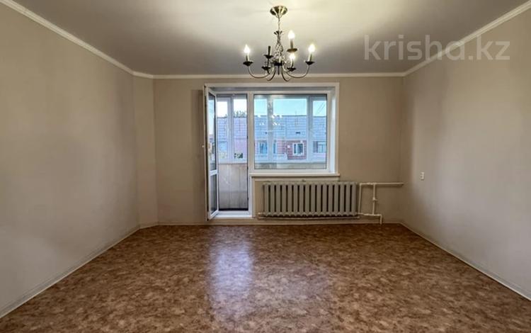 1-бөлмелі пәтер · 40 м² · 5/5 қабат, Степной 2 ш/а. 2, бағасы: 15.9 млн ₸ в Караганде, Казыбек би р-н — фото 2