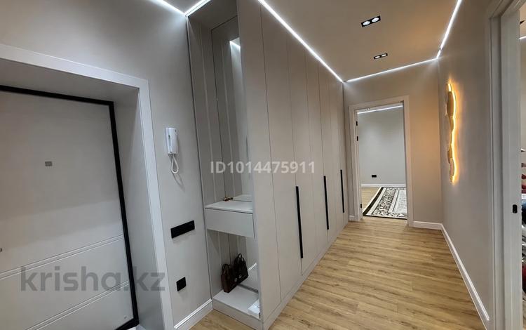2-комнатная квартира · 80.4 м² · 5/9 этаж, мкр Нурсая, Т. Жумагалиева 10 за 41 млн ₸ в Атырау — фото 2